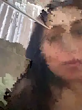 Snapshot of LeaGambit__ chatting on December 21, 2025, 8:05 pm LeaGambit online show from December 21, 2025, 8:05 pm