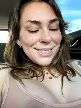 Snapshot of LeaGambit__ chatting on January 12, 2026, 6:13 pm LeaGambit online show from January 12, 2026, 6:13 pm