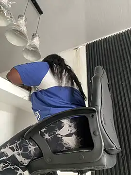 sharik-browns online show from March 6, 2026, 2:02 pm