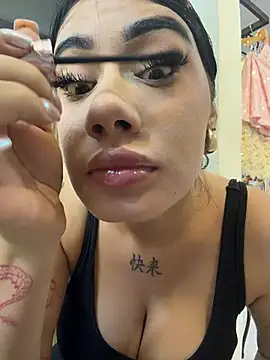 clarachanelricek online show from March 27, 2026, 8:19 pm