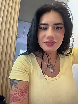 clarachanelricek online show from June 3, 2026, 8:36 pm