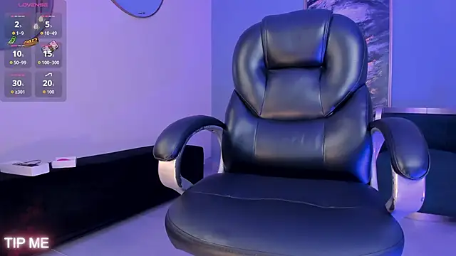 Snapshot of SophieBarnett chatting on March 25, 2026, 12:05 am SophieBarnett online show from March 25, 2026, 12:05 am