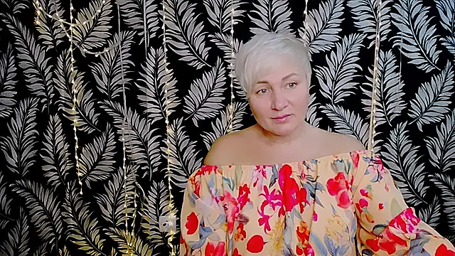 Olivia playful online show from November 28, 2025, 11:24 am