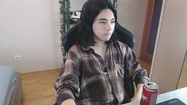 Snapshot of Judame_Aoi chatting on February 24, 2025, 8:14 pm Judame Aoi online show from February 24, 2025, 8:14 pm