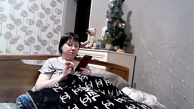 Snapshot of explored_romantic chatting on December 23, 2024, 5:43 pm explored romantic online show from December 23, 2024, 5:43 pm