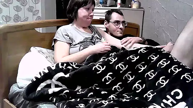 Snapshot of explored_romantic chatting on December 27, 2024, 9:11 pm explored romantic online show from December 27, 2024, 9:11 pm