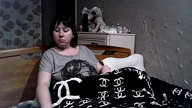 Snapshot of explored_romantic chatting on February 7, 2025, 6:24 pm explored romantic online show from February 7, 2025, 6:24 pm