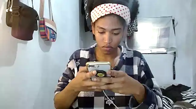 angelamarie1 online show from December 28, 2024, 3:26 pm