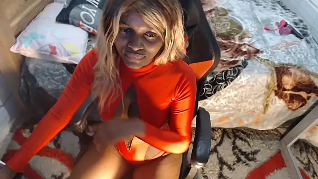 sexyjustin202 online show from March 18, 2025, 10:58 pm