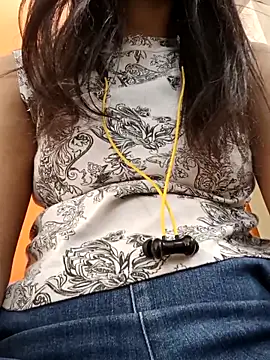 CuteSarikaLIVE online show from February 25, 2026, 3:49 am