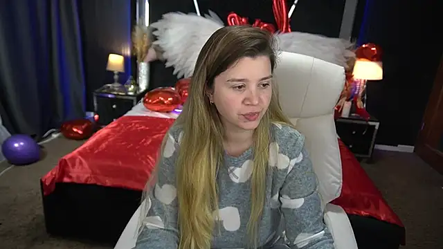 AmellyMilly online show from February 11, 2026, 6:40 am