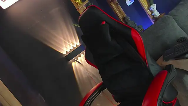 AshlyBetancurX online show from December 24, 2024, 6:39 pm