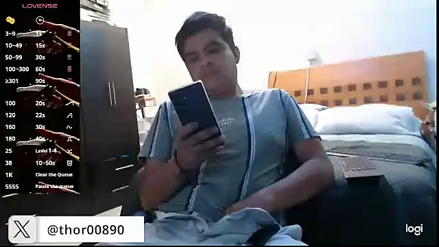 thor000089 online show from September 22, 2025, 2:57 am