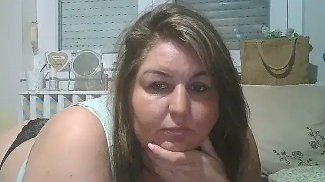 Mileva88 online show from September 18, 2025, 6:10 pm