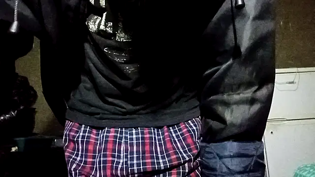 clintsix online show from April 18, 2026, 10:21 pm