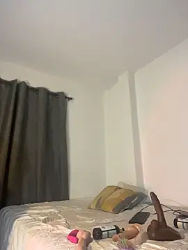 MiahWindsor online show from February 6, 2026, 4:28 am