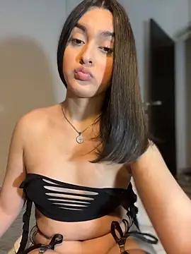 Snapshot of MiahWindsor chatting on March 31, 2026, 6:30 pm MiahWindsor online show from March 31, 2026, 6:30 pm