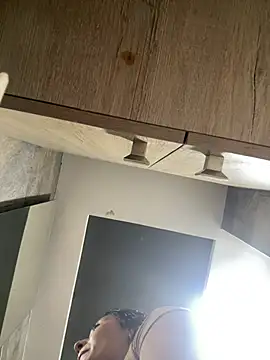 Snapshot of CeliWoods chatting on February 23, 2026, 10:34 am CeliWoods online show from February 23, 2026, 10:34 am