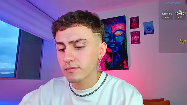 dimitri-bilak online show from December 2, 2025, 10:49 pm