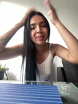 Miss Nicole online show from December 6, 2024, 9:13 pm