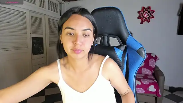 Miss Nicole online show from December 24, 2024, 2:10 am