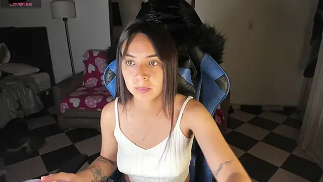 Miss Nicole online show from March 7, 2025, 2:25 am