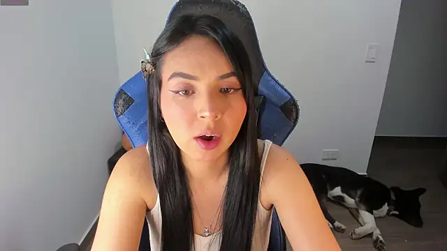 Miss Nicole online show from October 5, 2025, 1:26 am