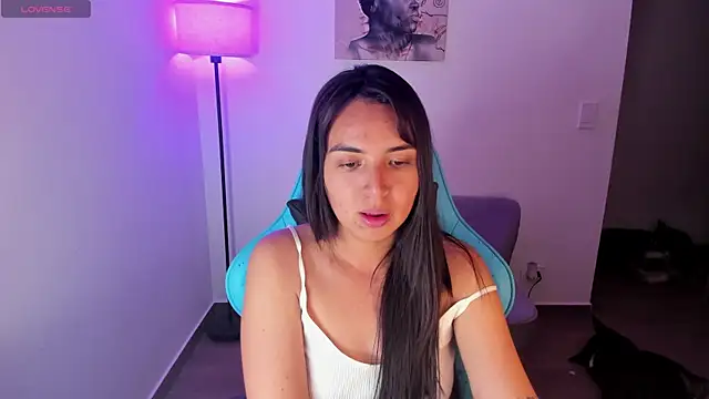 Snapshot of Miss_Nicole chatting on May 29, 2026, 1:03 am Miss Nicole online show from May 29, 2026, 1:03 am