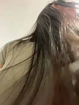 Reggie-Liam online show from March 11, 2025, 2:54 am