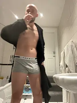 bigguy101 online show from January 2, 2025, 6:07 am