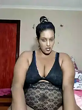 Snapshot of NWC4LYF chatting on April 26, 2026, 6:49 pm NWC4LYF online show from April 26, 2026, 6:49 pm