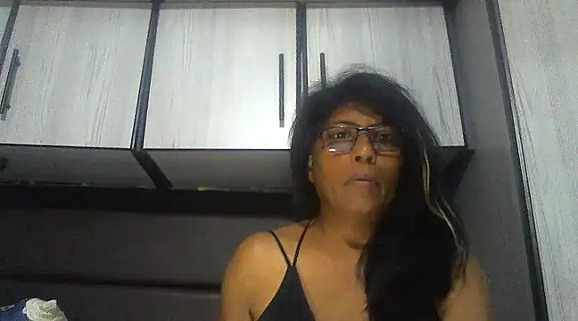 MsAttitude online show from March 18, 2025, 4:37 pm