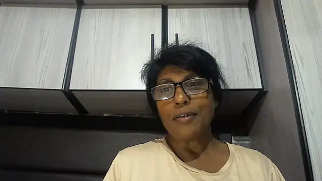 MsAttitude online show from November 12, 2025, 7:20 am