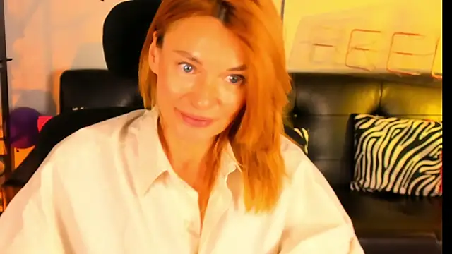 MistyBarnes online show from March 9, 2025, 3:16 pm