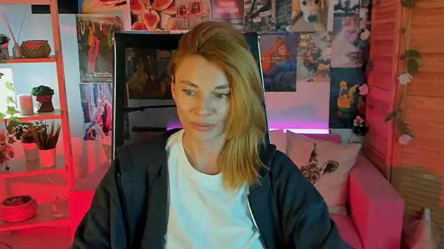 MistyBarnes online show from March 15, 2025, 11:29 am