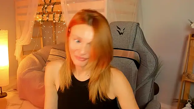 MistyBarnes online show from November 9, 2025, 12:36 pm