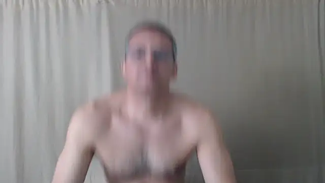 Snapshot of Daddyhot_Alejo chatting on May 22, 2026, 3:50 pm Daddyhot Alejo online show from May 22, 2026, 3:50 pm