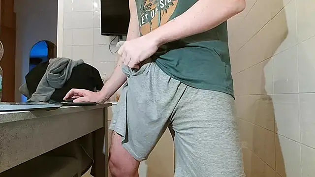 Snapshot of asa92921 chatting on December 22, 2024, 10:49 am asa92921 online show from December 22, 2024, 10:49 am