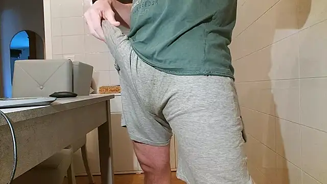 Snapshot of asa92921 chatting on February 1, 2025, 1:51 pm asa92921 online show from February 1, 2025, 1:51 pm