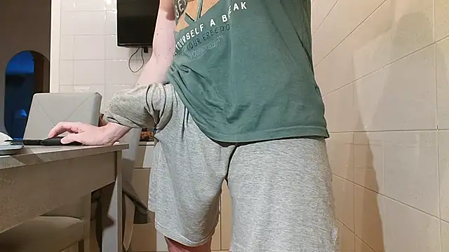 Snapshot of asa92921 chatting on March 13, 2025, 4:34 pm asa92921 online show from March 13, 2025, 4:34 pm