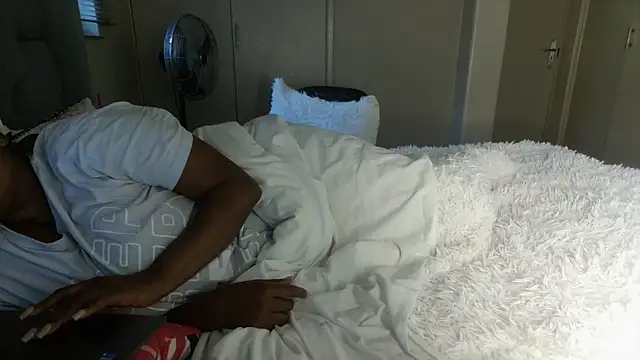 Charlie-Crawford online show from April 17, 2026, 4:37 am