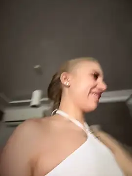 pinkstar  online show from January 12, 2025, 8:04 am