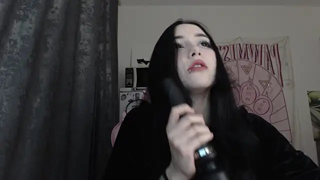 Snapshot of Holy420lolii chatting on December 12, 2024, 4:43 pm Holy420lolii online show from December 12, 2024, 4:43 pm