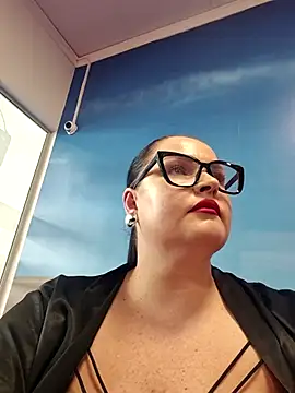 GeorgiaLerox online show from April 17, 2026, 12:52 pm