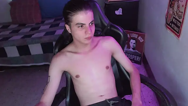 Elastic Fantasy online show from April 30, 2026, 8:37 pm