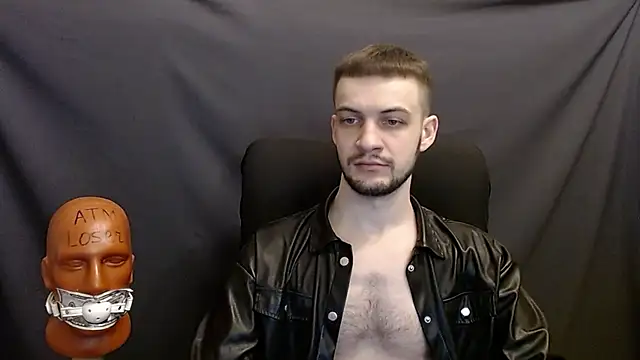 Snapshot of _Damien_thorn_ chatting on January 1, 2025, 3:23 am Damien thorn online show from January 1, 2025, 3:23 am