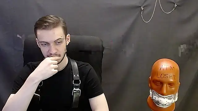 Snapshot of _Damien_thorn_ chatting on February 12, 2025, 10:59 pm Damien thorn online show from February 12, 2025, 10:59 pm