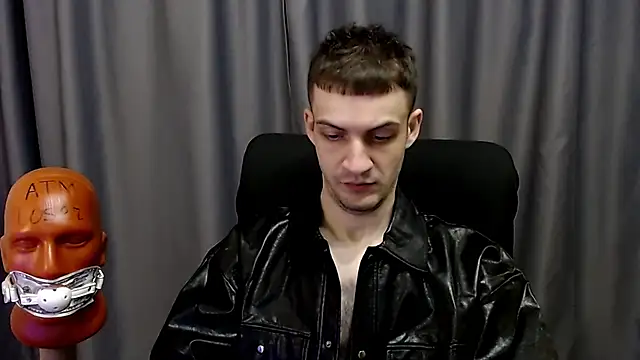 Snapshot of _Damien_thorn_ chatting on October 14, 2025, 8:53 pm Damien thorn online show from October 14, 2025, 8:53 pm