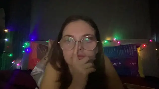 lovebellagrey online show from December 16, 2024, 10:45 pm