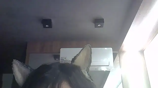 Skinny-Kitten online show from March 29, 2026, 4:23 am